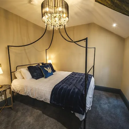 Holiday home The Library